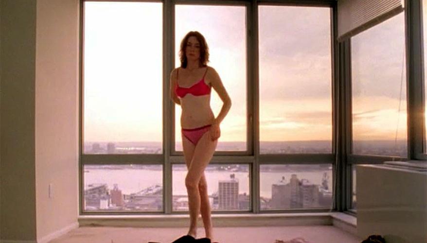 16P Julianne Nicholson showing her tits and pussy in some nude movie caps