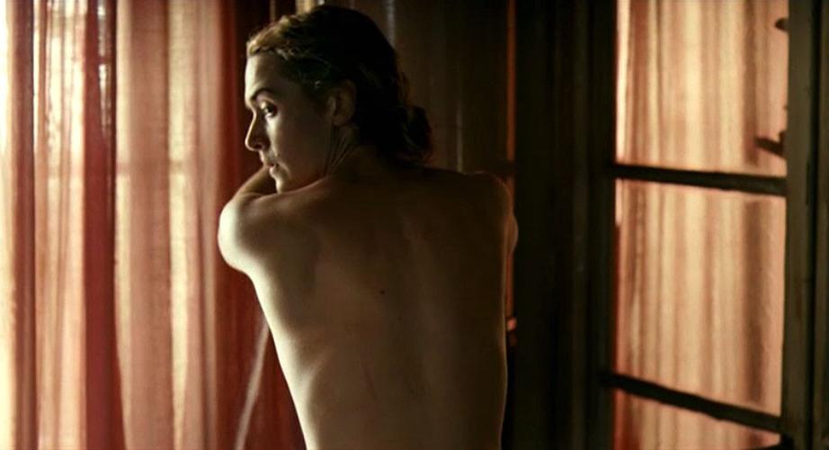 10P Kate Winslet showing her nice tits in some nude movie caps