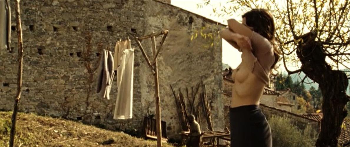 16P Valentina Cervi showing her nice big tits in nude movie caps