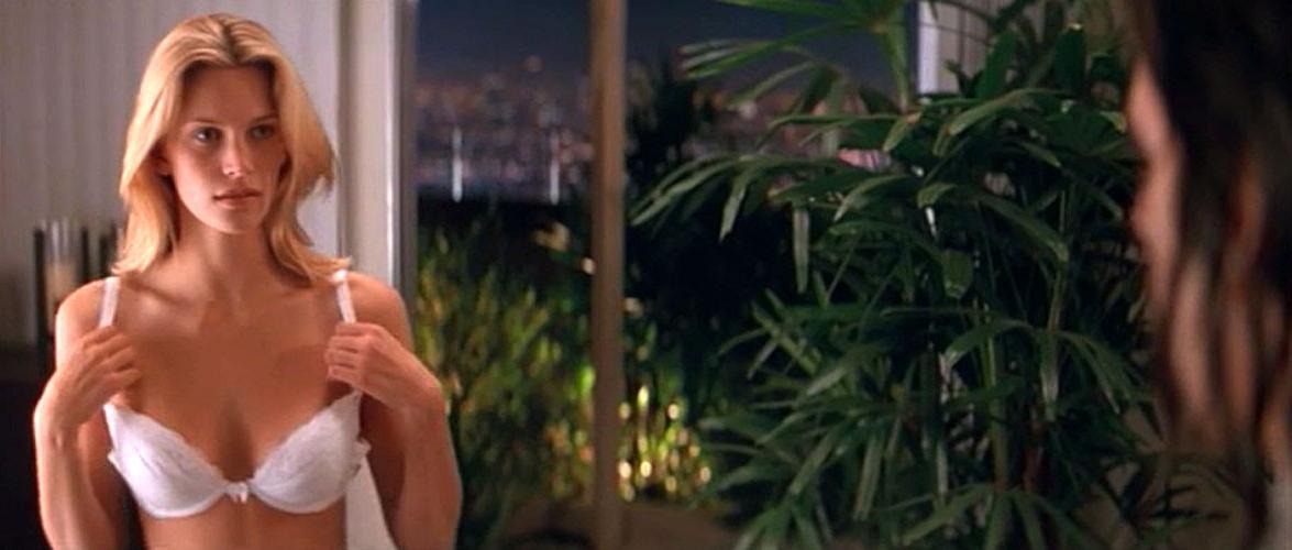 16P Natasha Henstridge showing her nice big tits in nude movie caps