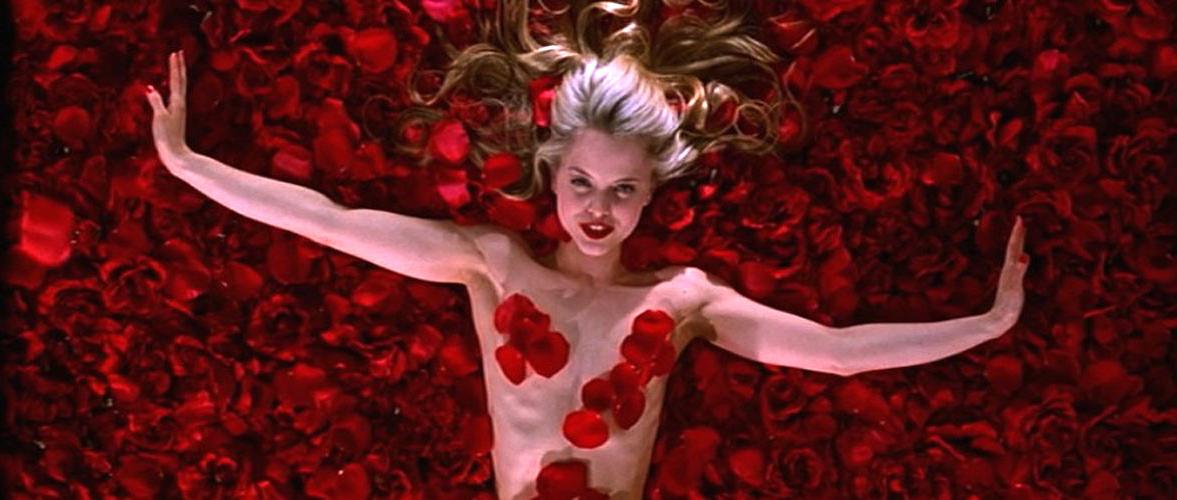 16P Mena Suvari showing her nice big tits in nude movie caps