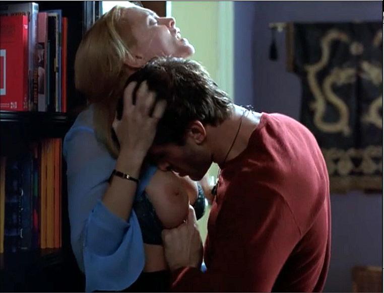 16P Heather Graham showing her nice big tits in nude movie caps