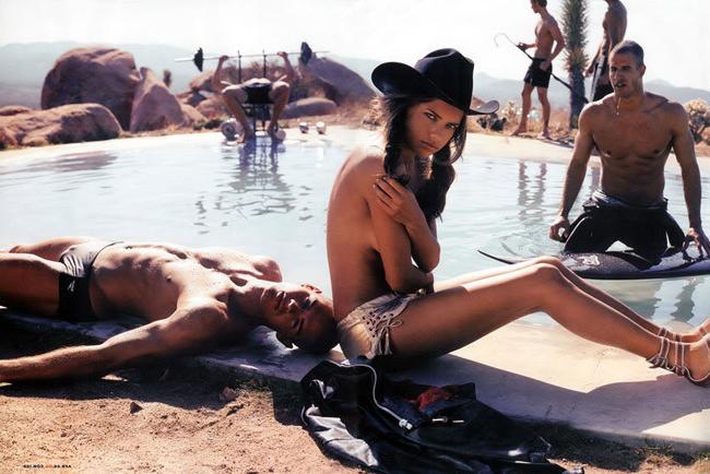 15P Voluptuous babe Adriana Lima showing off her fantastic tits