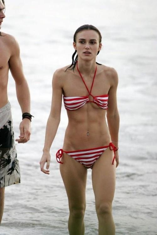 16P kiera knightley shows boobs and upskirt pics