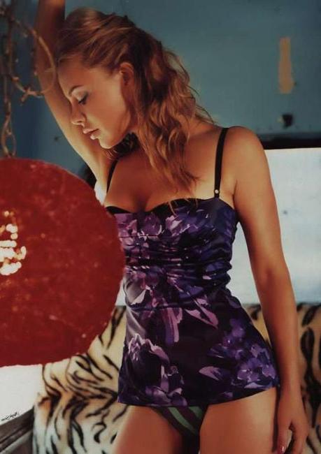 16P Beautiful actress Xenia Seeberg in hot nude movie scenes