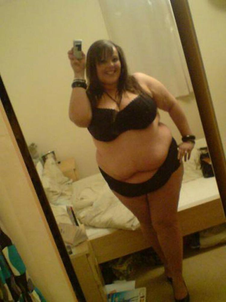 15P Teenie BBW Girls posing for pics