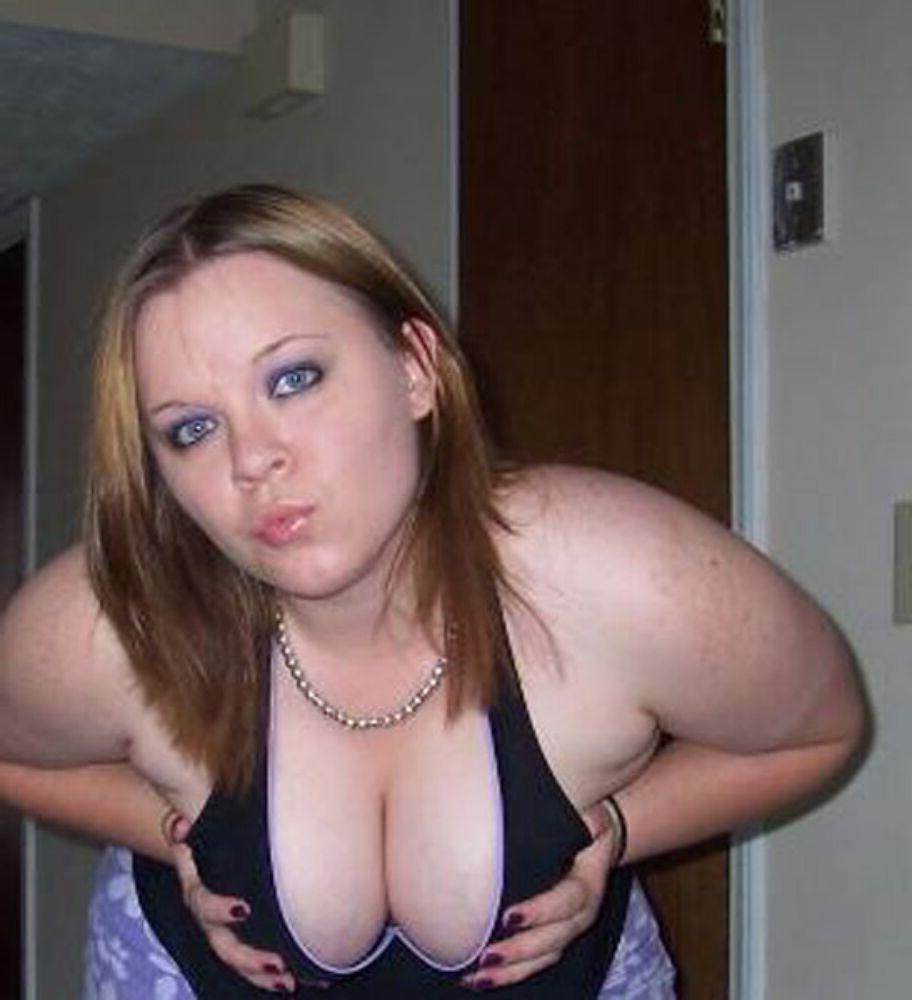 15P Teenie BBW Girls posing for pics