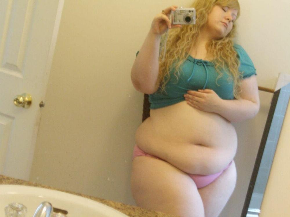 15P Teenie BBW Girls posing for pics