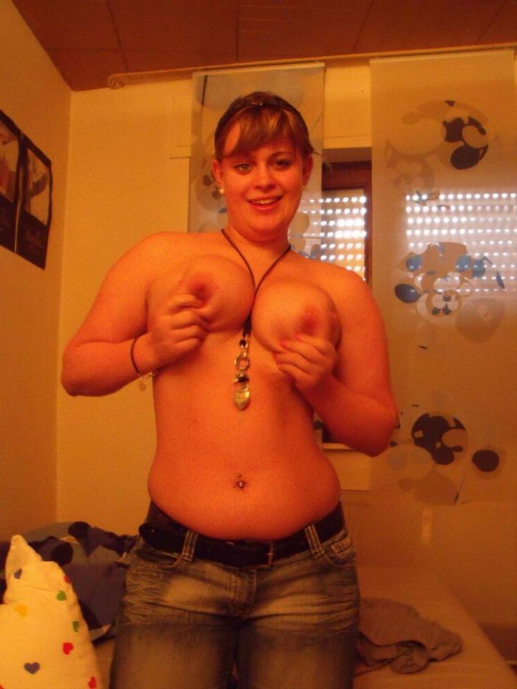 15P Teenie BBW Girls posing for pics