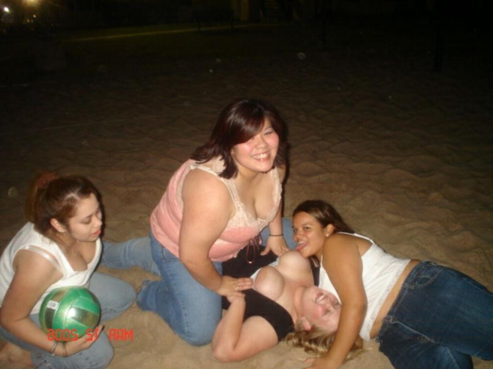 15P Teenie BBW Girls posing for pics