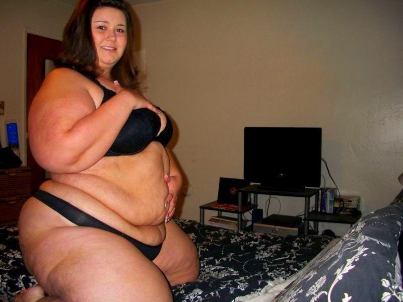 18P Cute bbw teen gfs posing for pics
