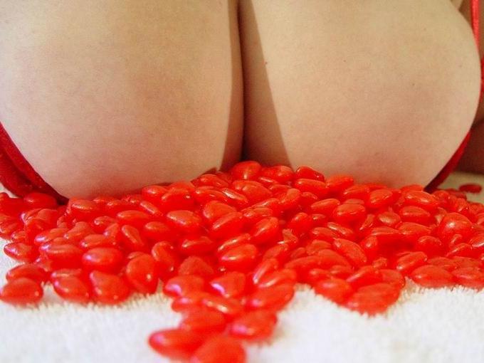 16P Amateur big tits close-up and lingerie