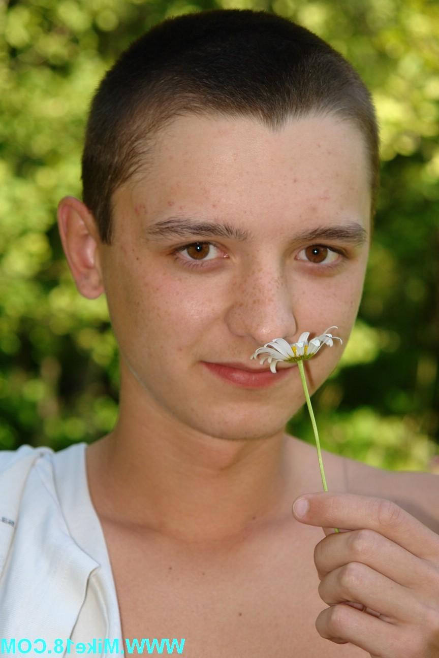 10P Virgin Studs In Hardcore Action