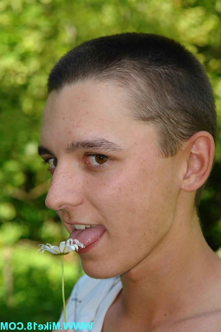 10P Virgin Studs In Hardcore Action