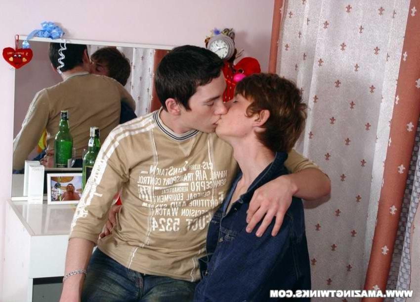 16P There?s nothing better than warm, deep shithole of a virgin twin