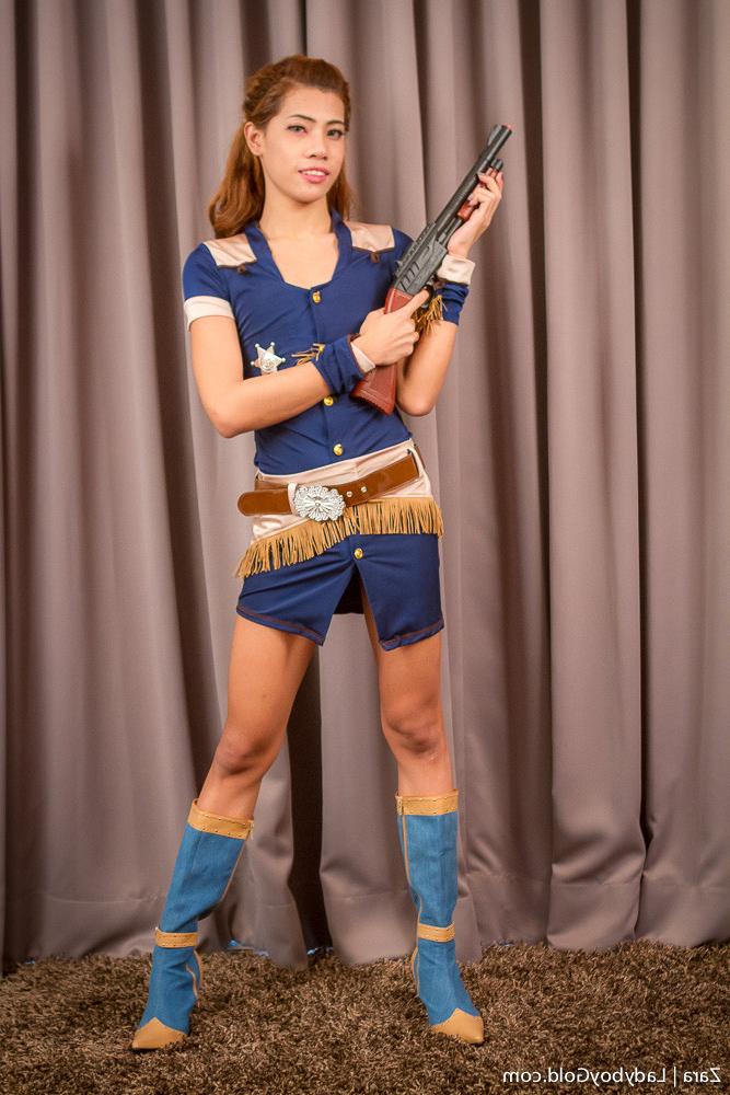 16P Ladyboy sherriff