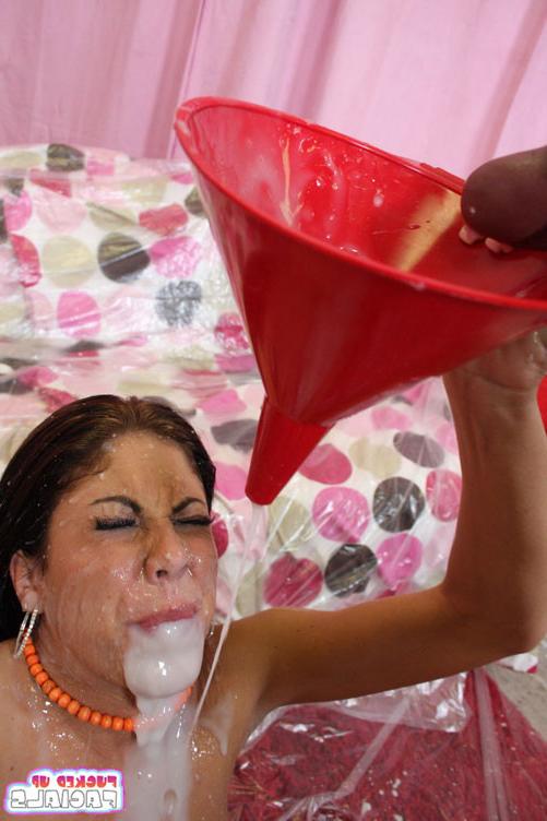 17P Hot latina in bukkake gangbang fetish drinking lots of cum