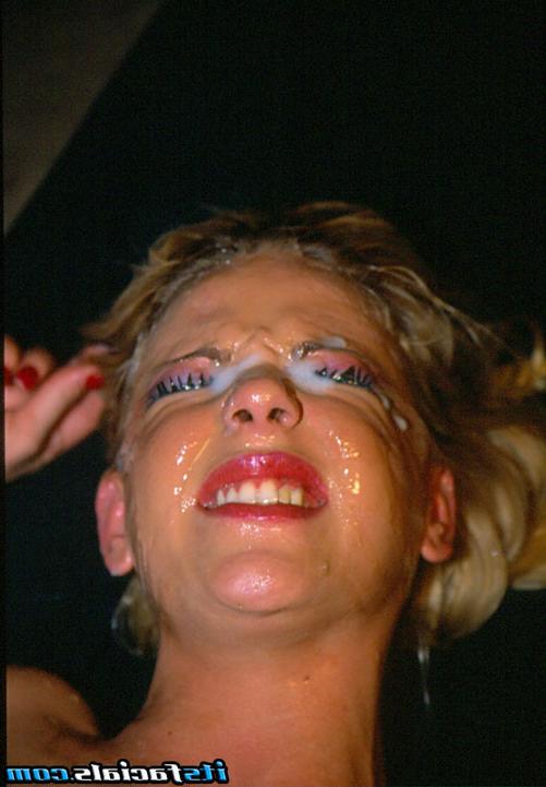 17P Blonde hoe in massive bukkake orgy fuck session