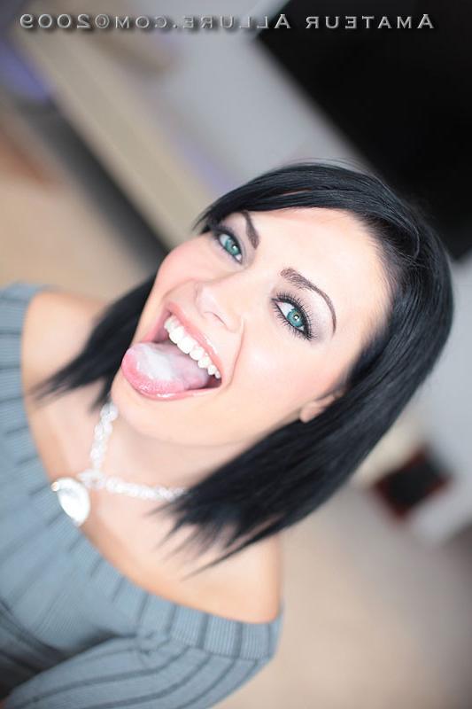 20P Bubble butt brunette drains a big cock with her beautiful mouth