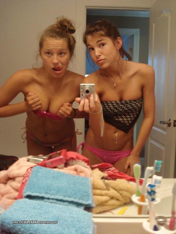 10P Collection of lesbian honeys in naughty non-nude pics