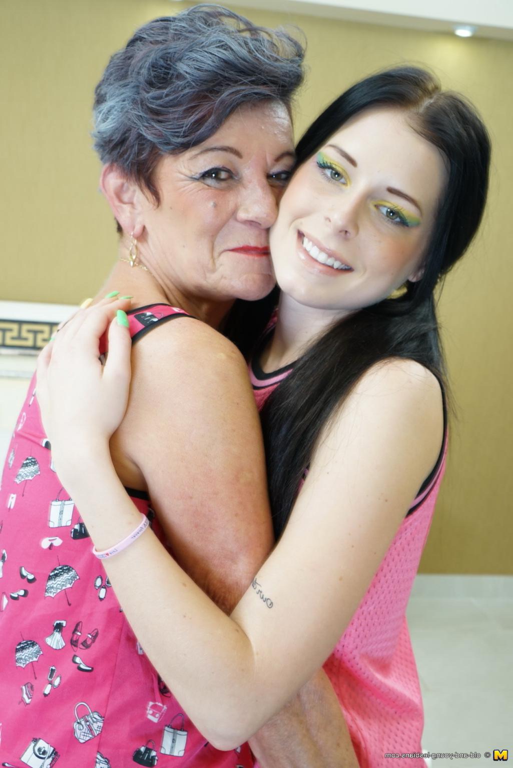 16P Horny old and young lesbians fooling around