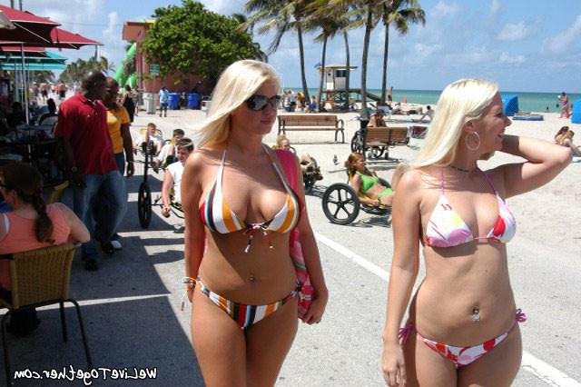 12P 12 pics and 1 movie of Roxy from We Live Together