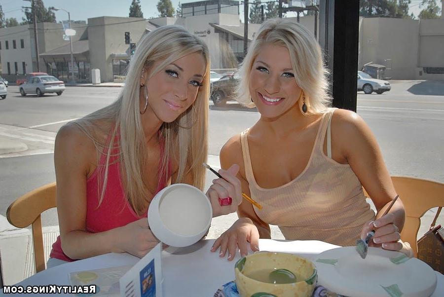 12P 12 pics and 1 movie of Kelly from We Live Together