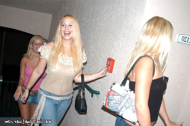 12P 12 pics and 1 movie of Kylie from We Live Together