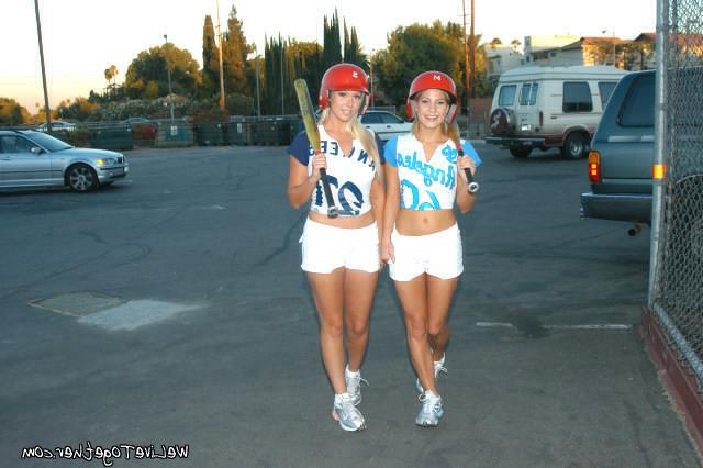 12P 12 pics and 1 movie of Carmen from We Live Together