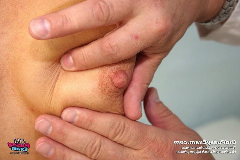 15P Fetish gyno mature pussy speculum clinic exam by real doctor