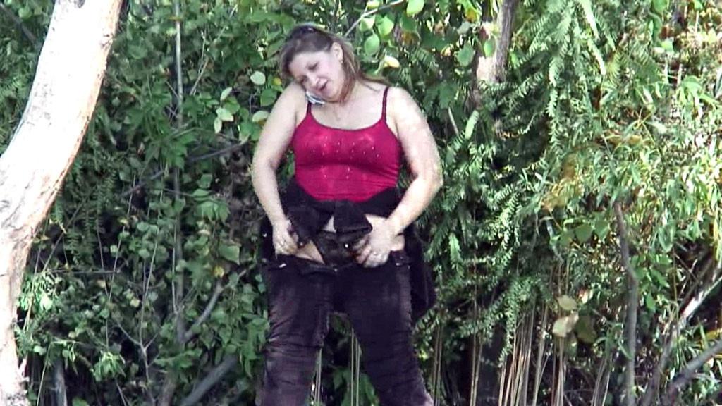 15P Yummy hotties take a leak unsuspecting of filming