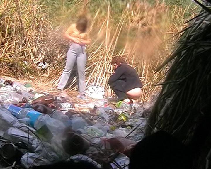 15P Several jolly chicks furtively filmed making a pee