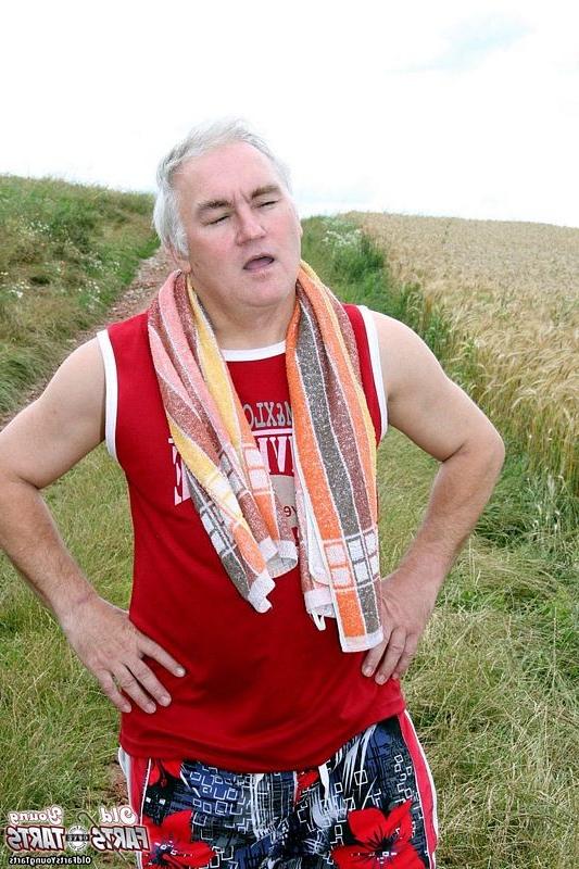 15P Old Tart grandpa riding a young fart