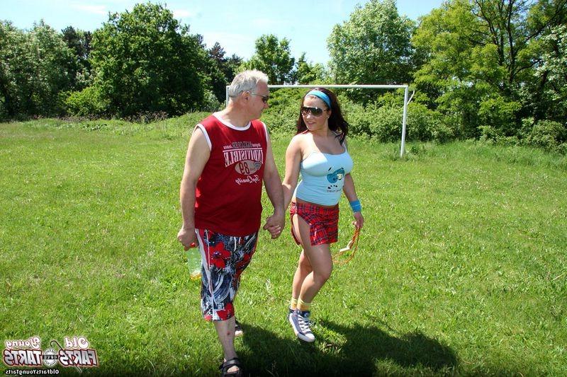 15P Old Farts Young Tarts Grandpa Fucking a Busty babe
