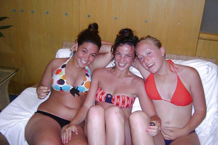 21P Mixed Arab non-nude