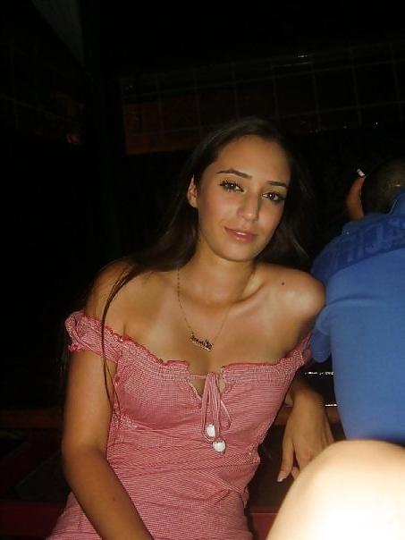 21P Mixed Arab non-nude