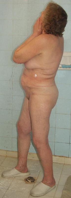 20P Massive granny showering all alone