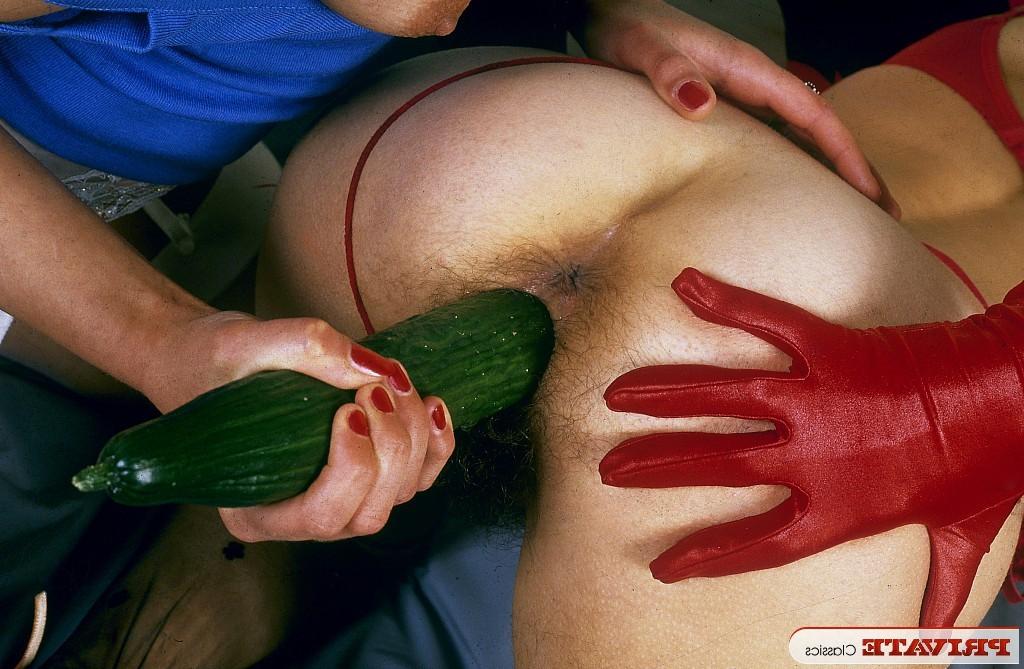 15P Blonde and brunette fingering themselves with latex gloves