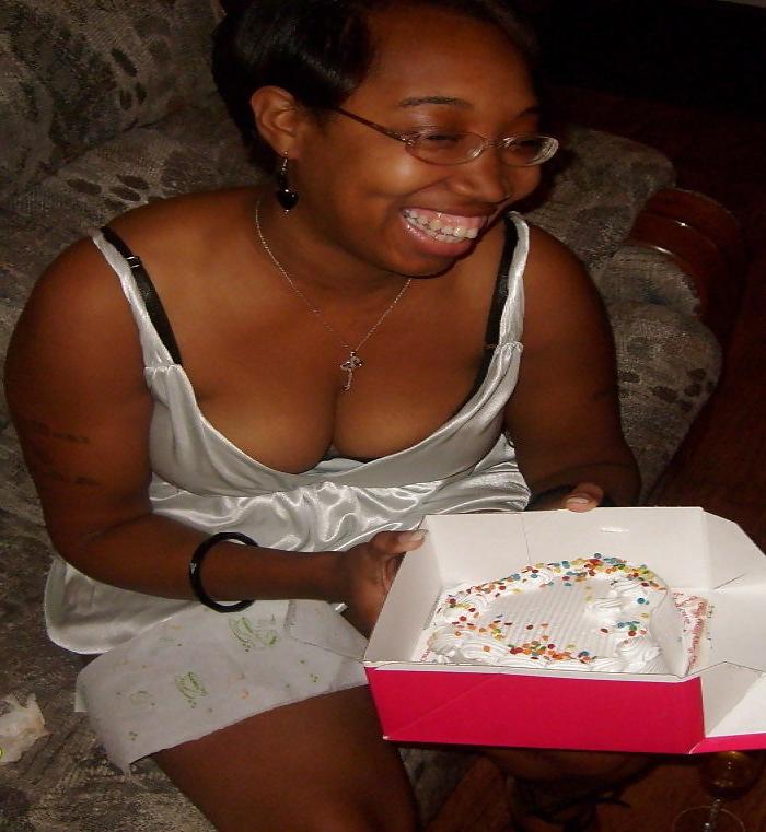 11P Sexy Ebony Milf in Nighty