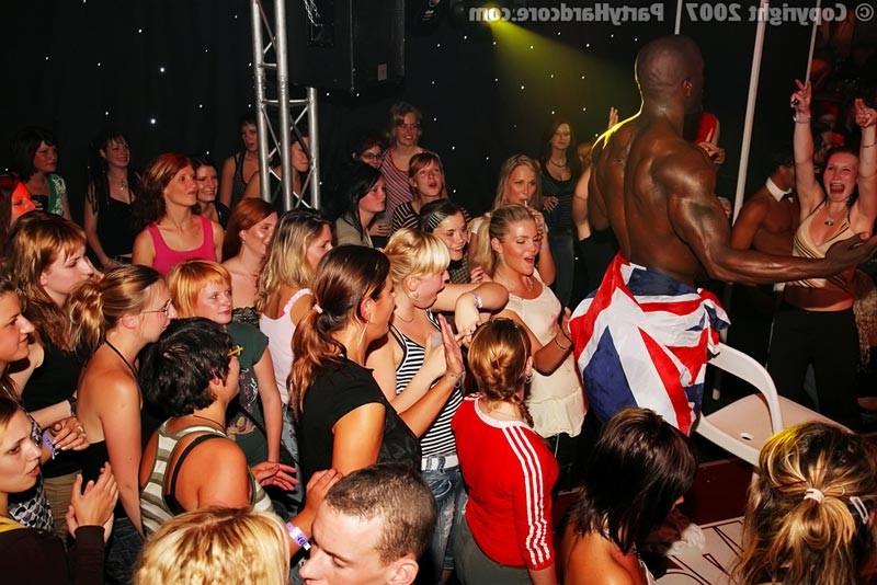 15P Gangbang with amateur sluts fighting to fuck the big cocks