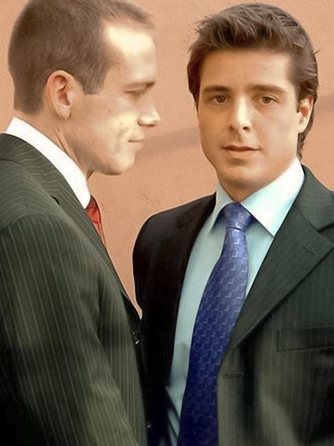 20P Two office fellows enjoy deep sucking and pissing onto a face