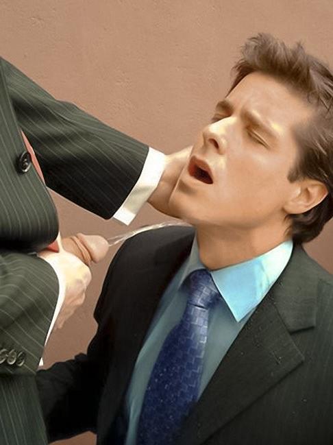 20P Two office fellows enjoy deep sucking and pissing onto a face