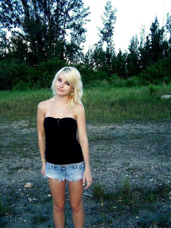 16P Sweet teen (non porn)