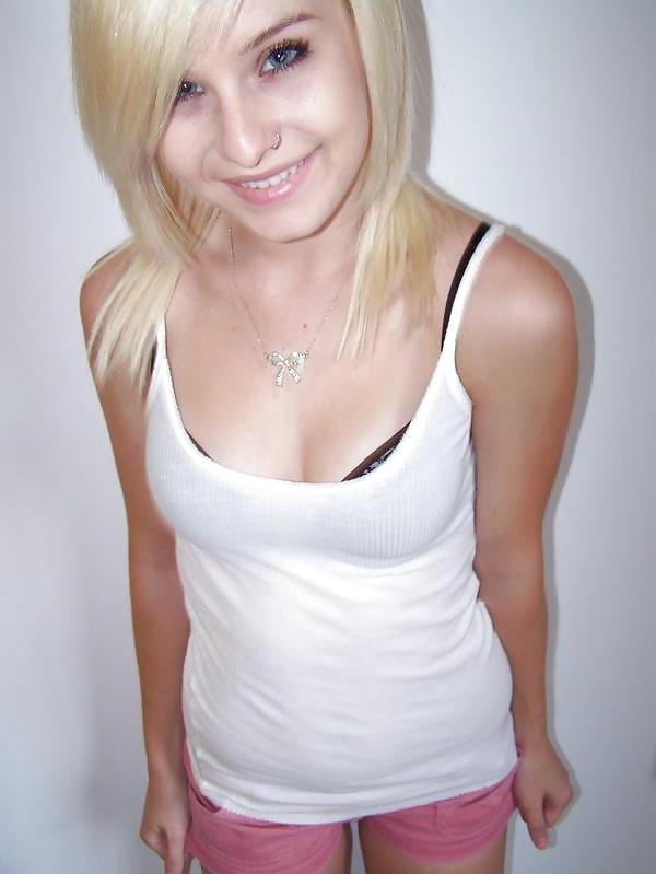 16P Sweet teen (non porn)