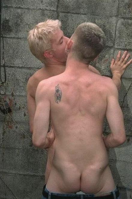 20P Two blond virgin twinks backyard sucking and screwing delight