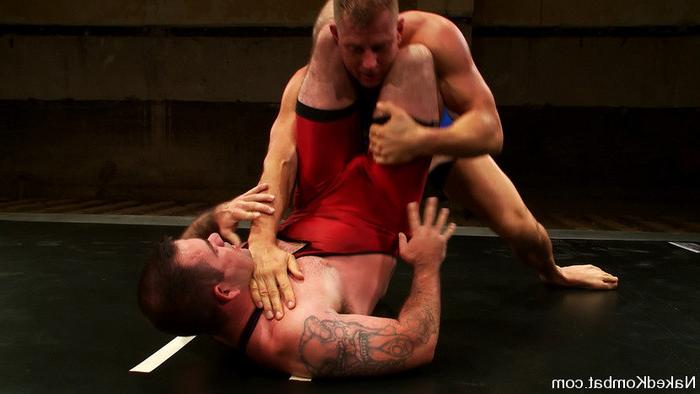 15P Hairy and tatooed gay studs getting brutal