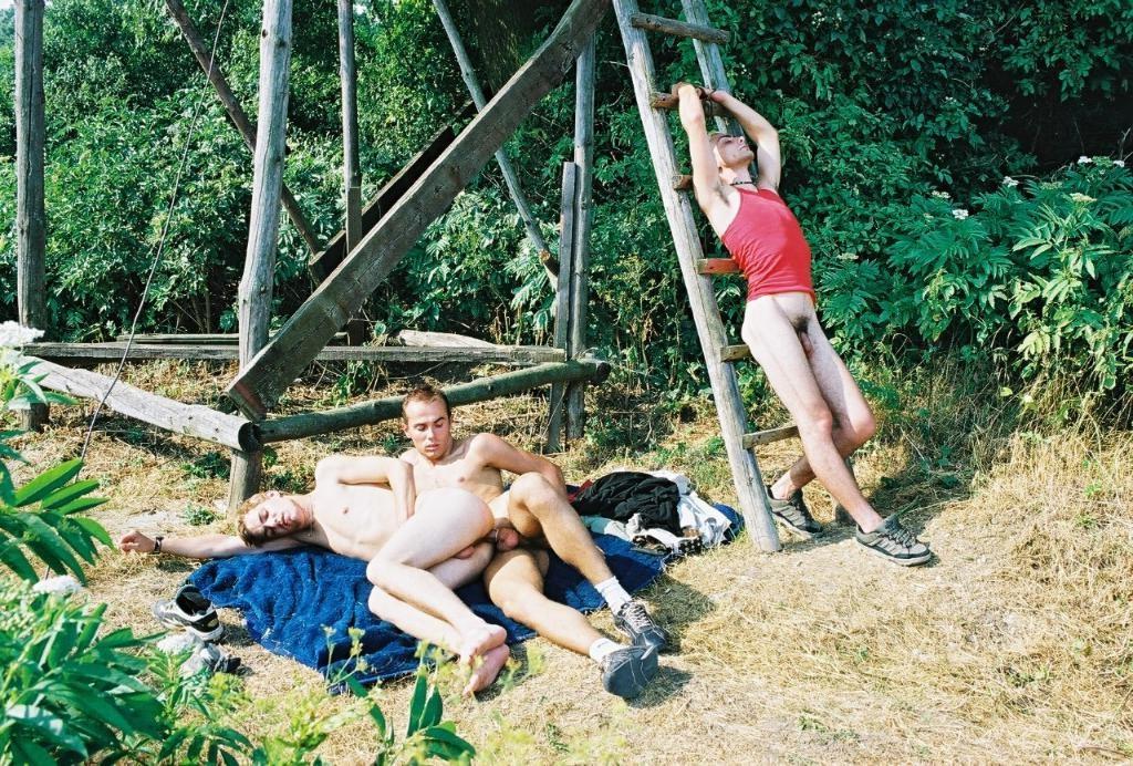 20P Gay hunk getting his ass pounded in threesome sex outdoors