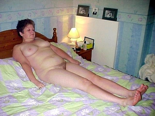 15P Fucking Bushy Dripping Natural Hairy Unshaved Muffs