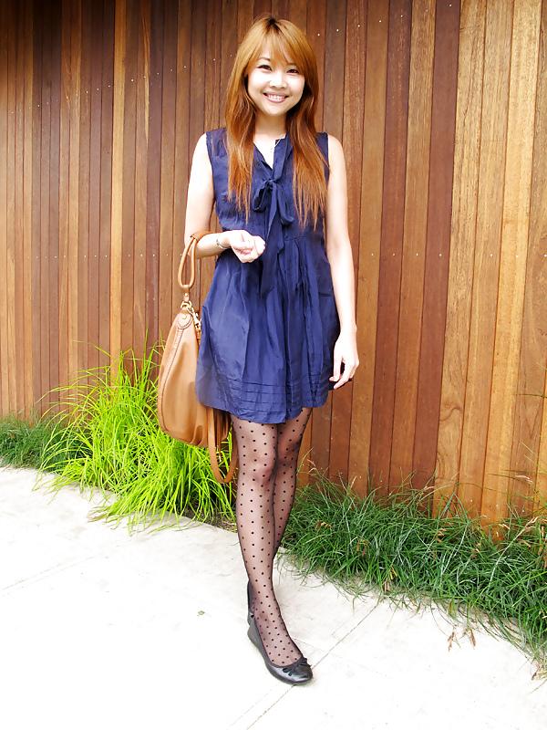 25P Asian babes in nylon