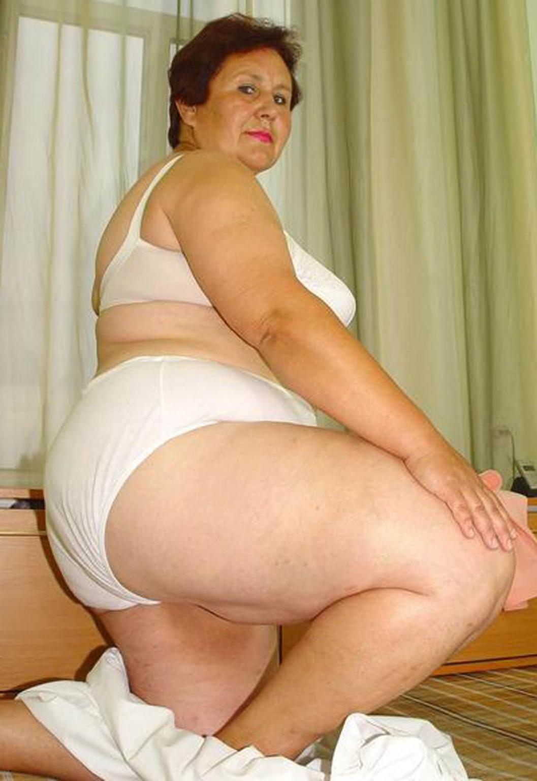 10P Oma-Porno
